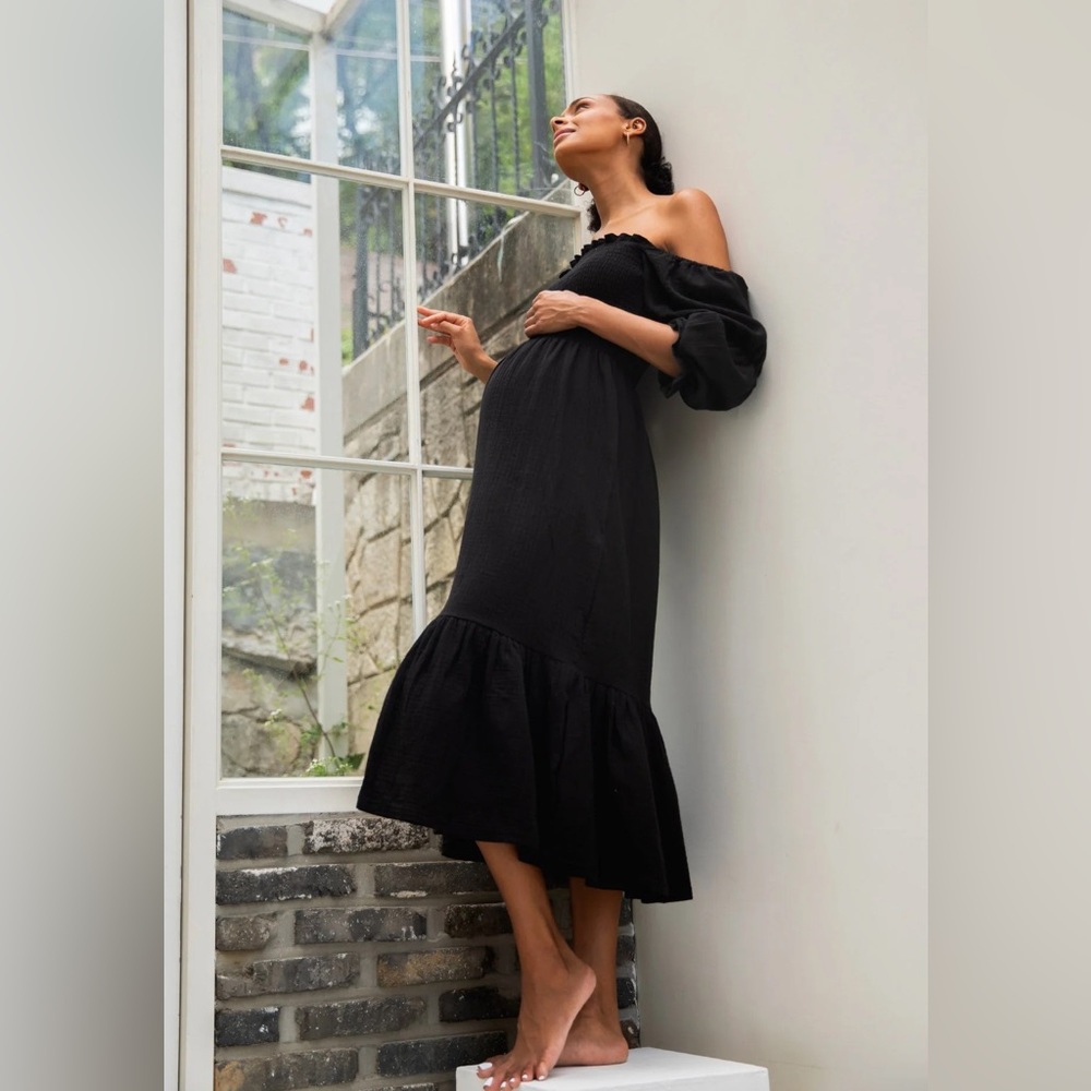Nothingfitsbut black Yuki dress